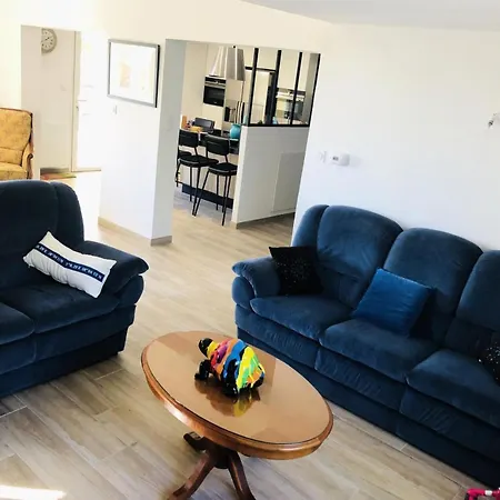 Les Genets D'or - Maeva - Avec Piscine 4 Pieces 6 Personnes - Confort Mae-3303 *